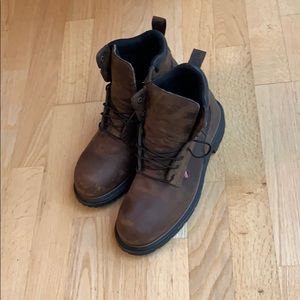Red wing men’s size 10 shoe